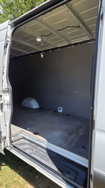 2019 Mercedes-Benz Sprinter Image 11