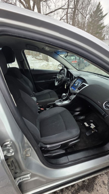 2011 Chevrolet Cruze Image 10