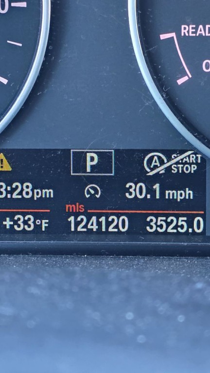 2013 BMW 3 Series Image 10