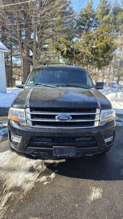 2016 Ford Expedition Image 2