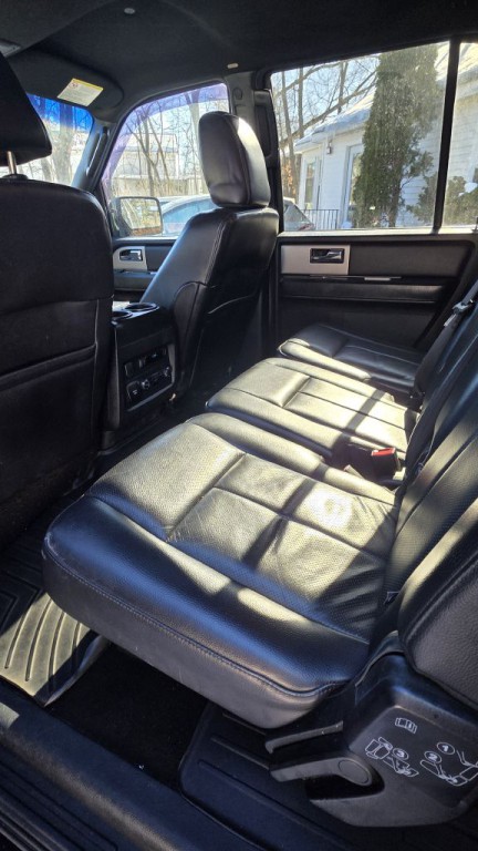 2016 Ford Expedition Image 11