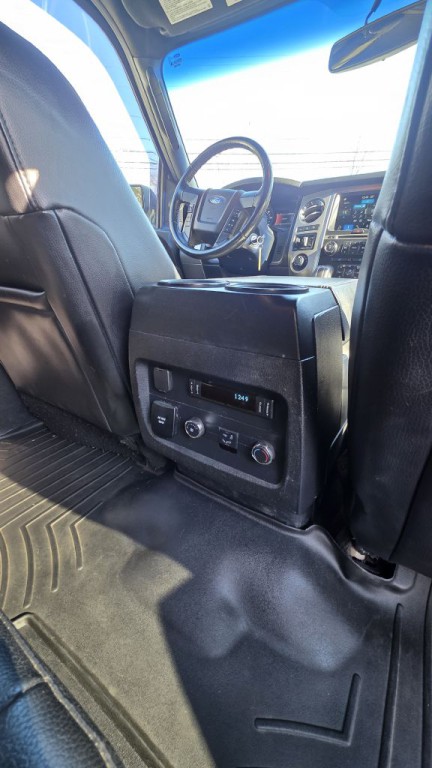 2016 Ford Expedition Image 19