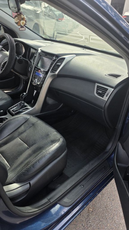 2015 Hyundai Elantra Image 11