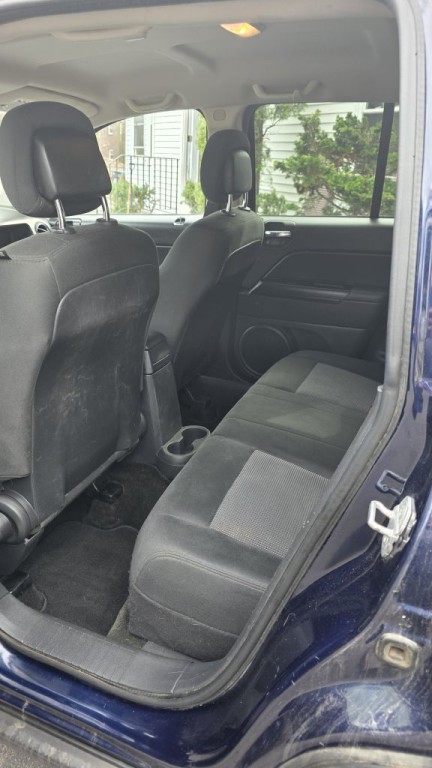 2014 Jeep Compass Image 10