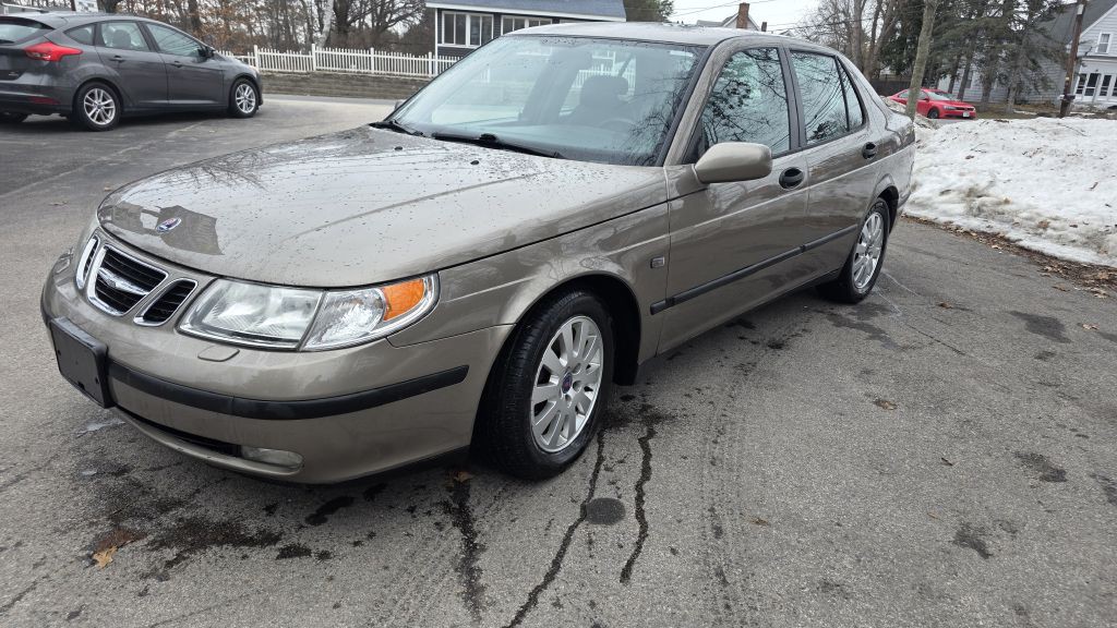2002 Saab 9-5 Image 1