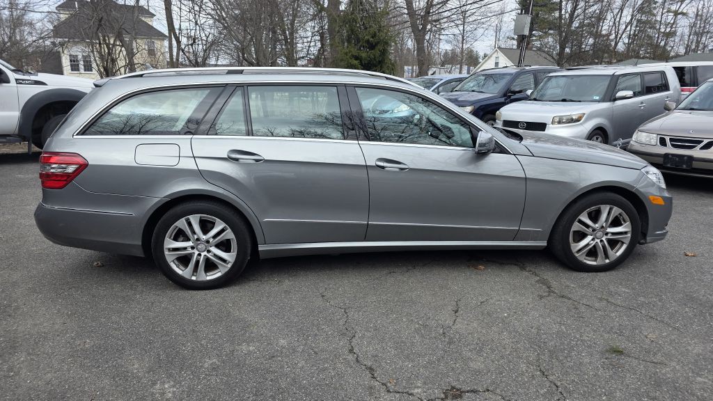 2011 Mercedes-Benz E-Class Image 7