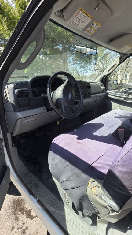 2005 Ford F-250 Image 9