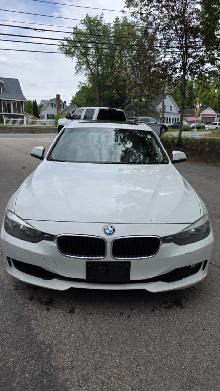 2015 BMW 3 Series Image 2