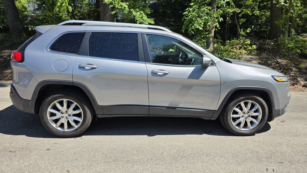 2015 Jeep Cherokee Image 3