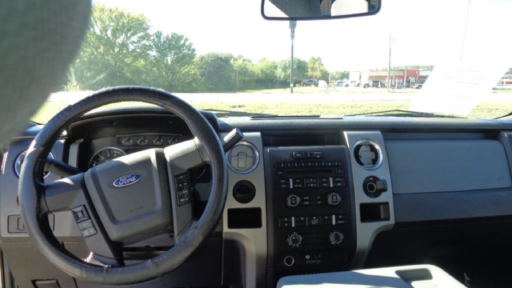 2011 Ford F-150 Image 9