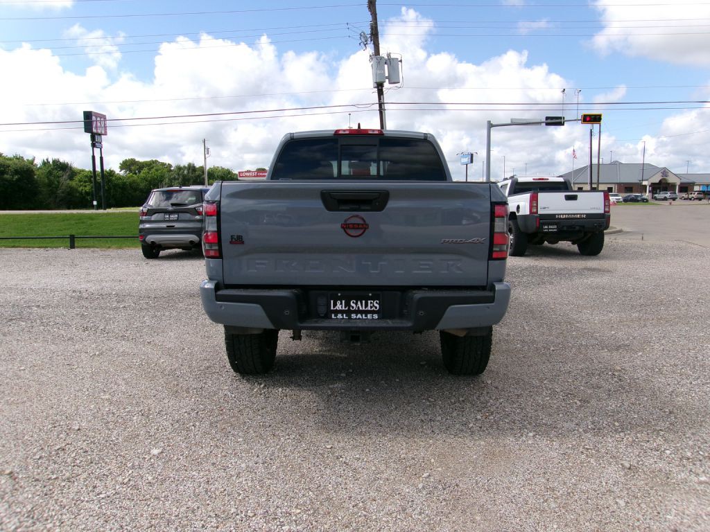 2022 Nissan Frontier Image 4