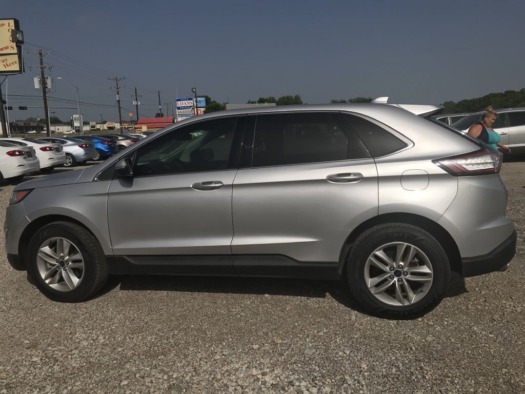 2017 Ford Edge Image 1