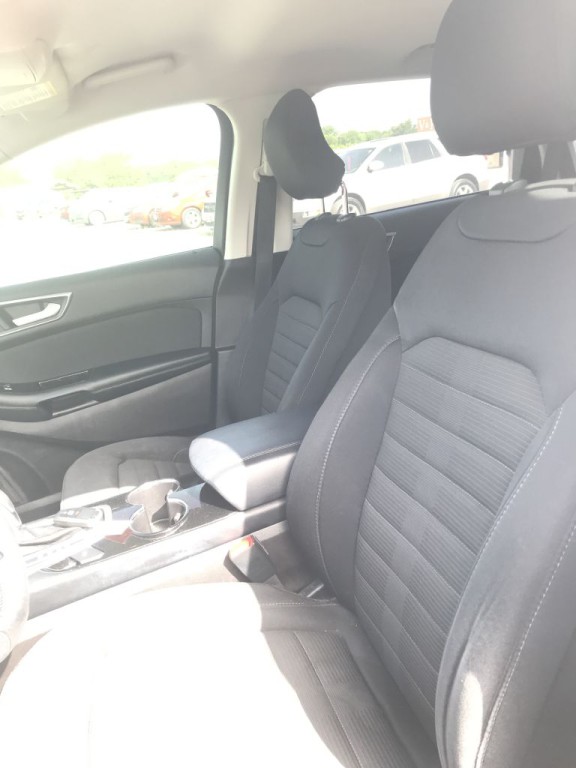 2017 Ford Edge Image 6