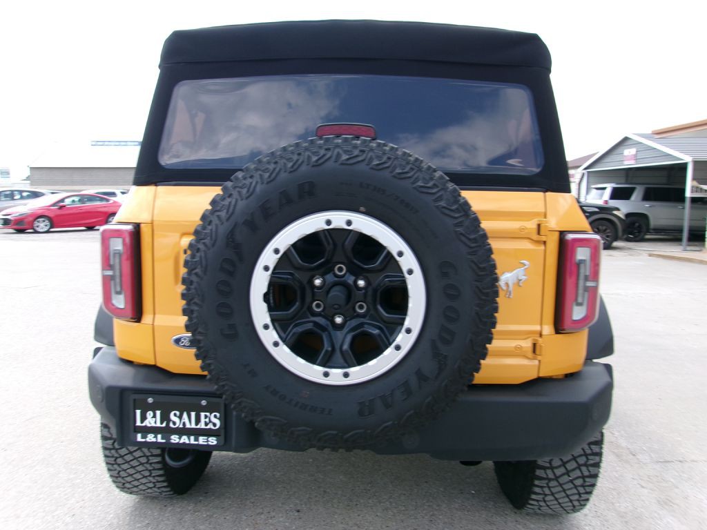 2021 Ford Bronco Image 4