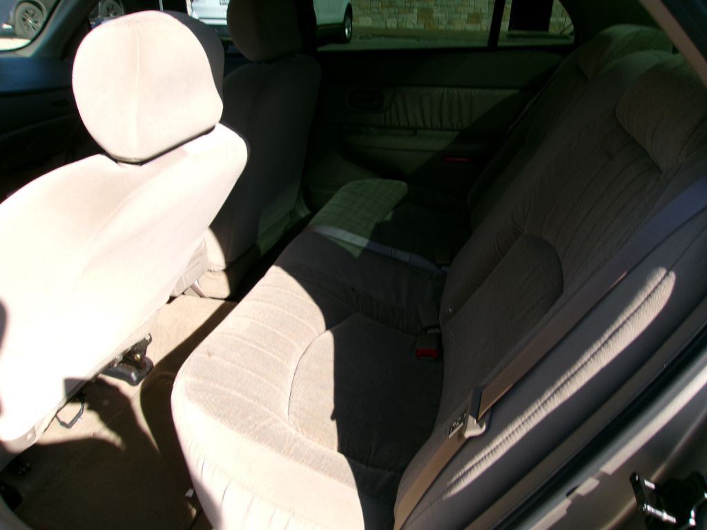 2002 Buick Century Image 6