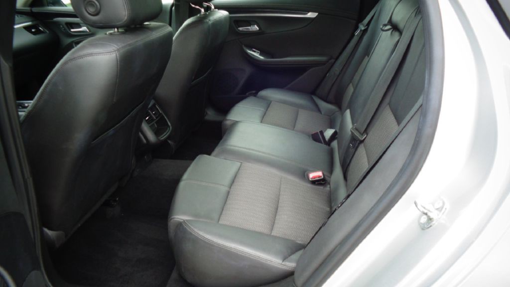 2019 Chevrolet Impala Image 8
