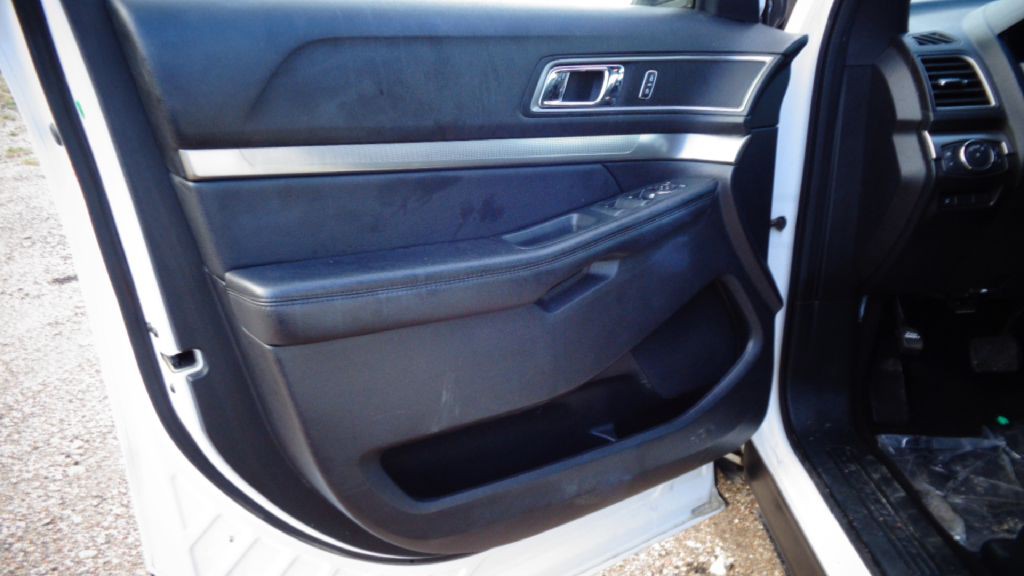 2019 Ford Explorer Image 6