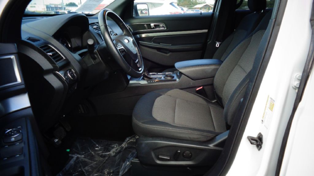 2019 Ford Explorer Image 7