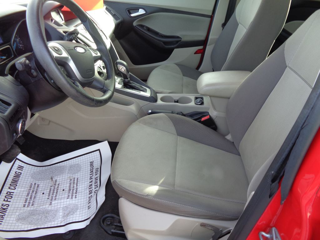 2014 Ford Focus Image 6