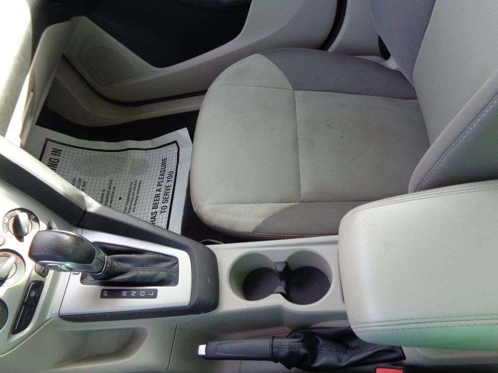 2014 Ford Focus Image 12