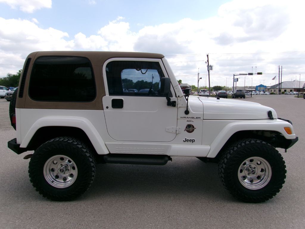 2000 Jeep Wrangler Image 3