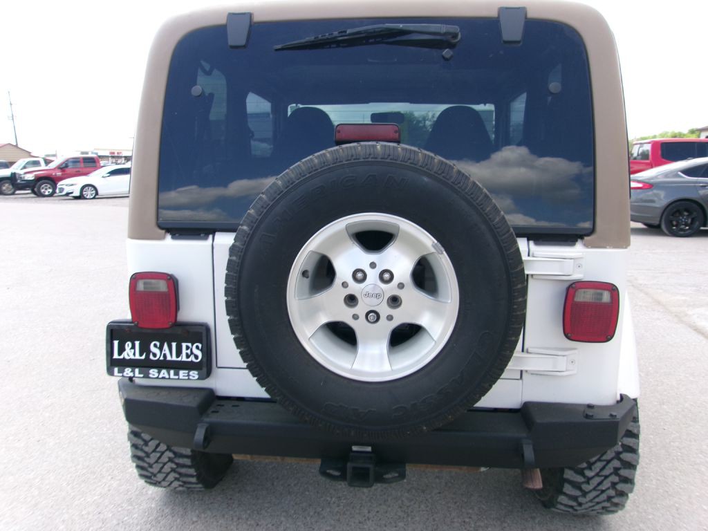 2000 Jeep Wrangler Image 4