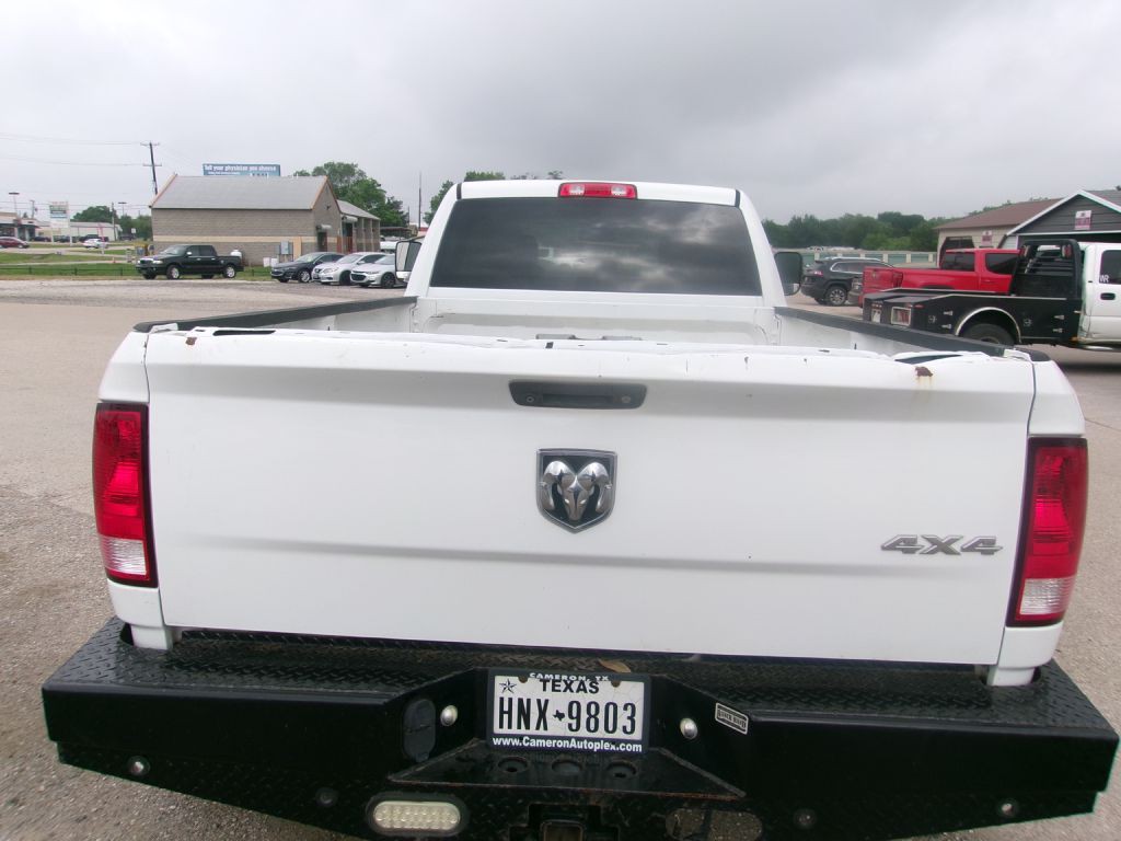 2016 RAM 3500 Image 4