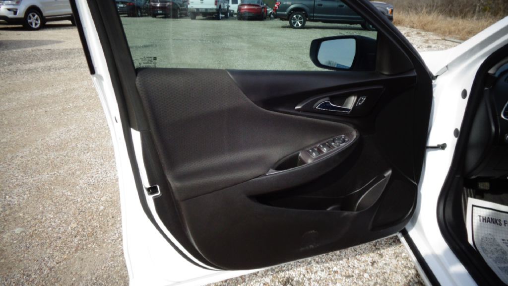 2019 Chevrolet Malibu Image 5