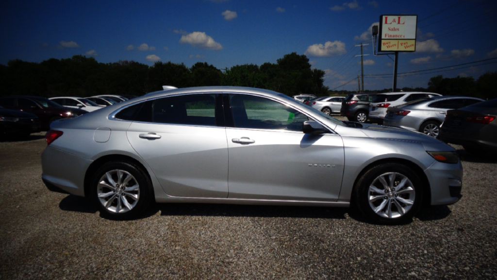 2020 Chevrolet Malibu Image 3