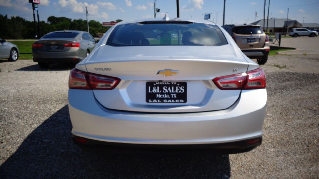 2020 Chevrolet Malibu Image 4