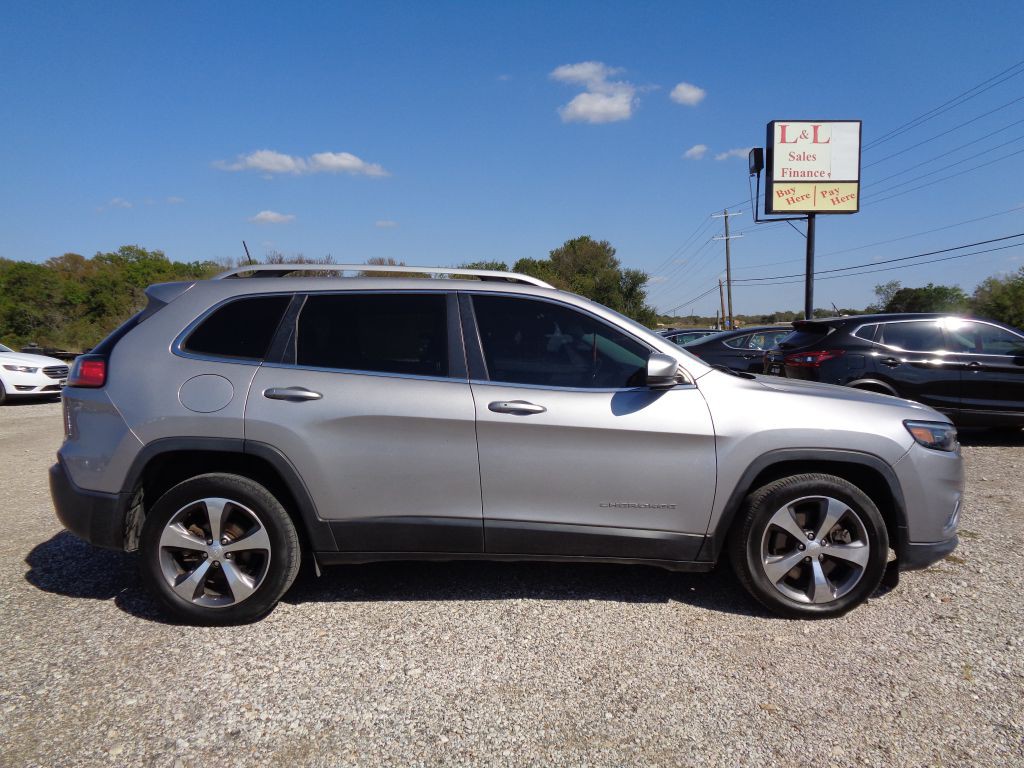 2020 Jeep Cherokee Image 2