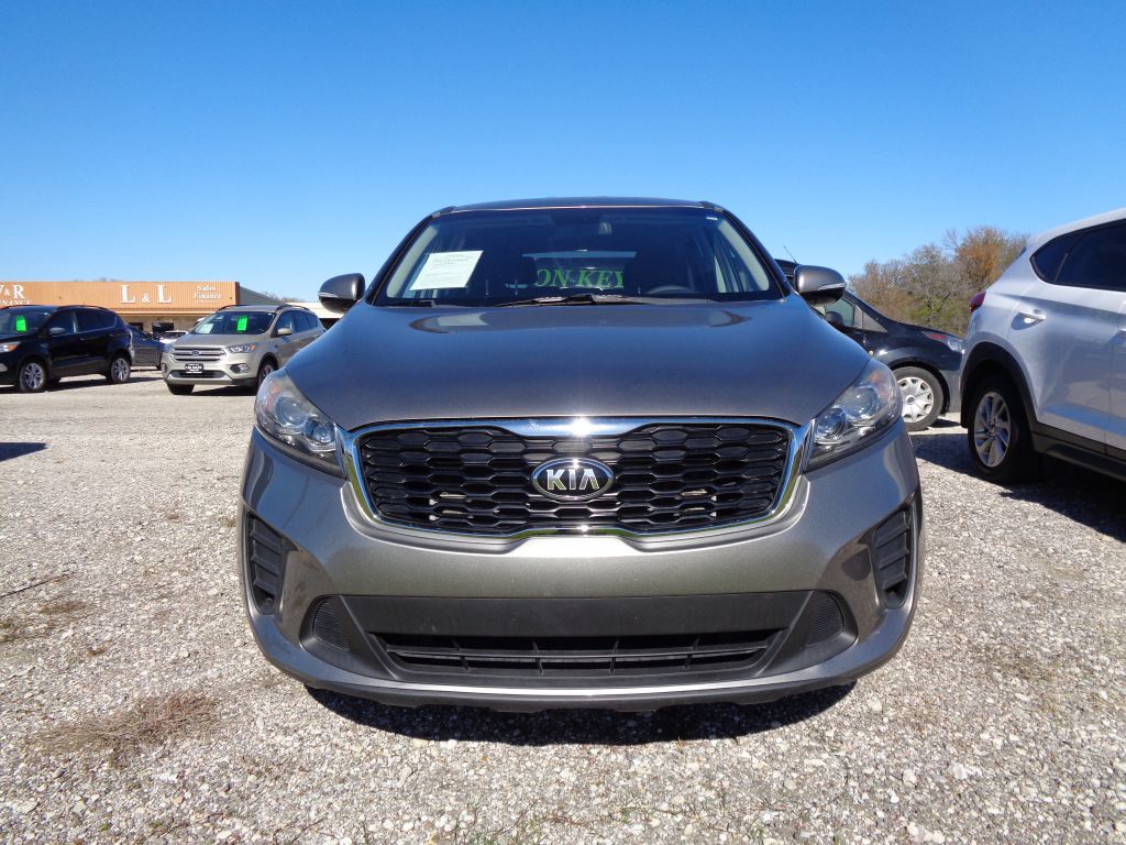 2019 Kia Sorento Image 2