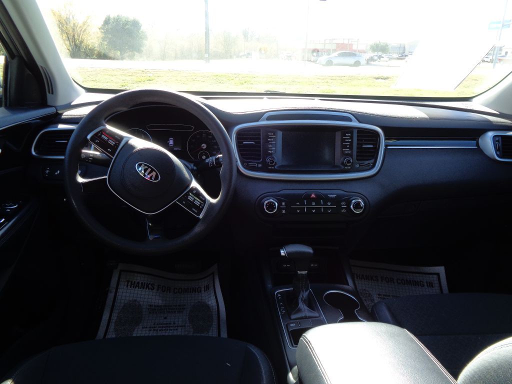 2019 Kia Sorento Image 9