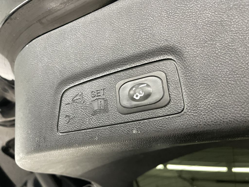 2017 Lincoln MKC Image 10