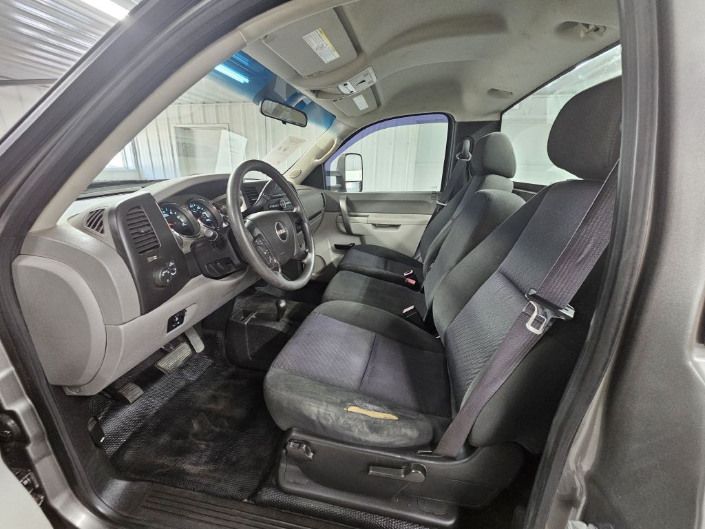 2013 GMC Sierra 2500 Image 7