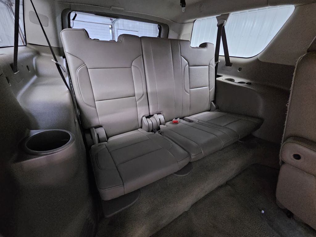 2018 Chevrolet Suburban Image 15