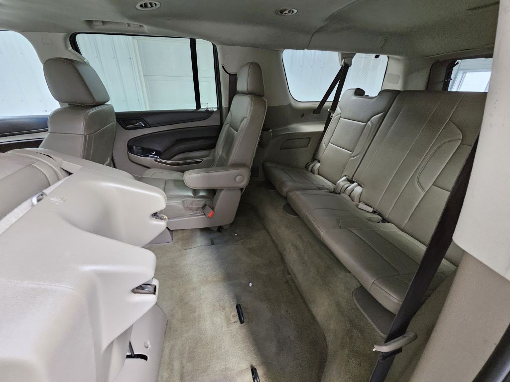 2018 Chevrolet Suburban Image 17