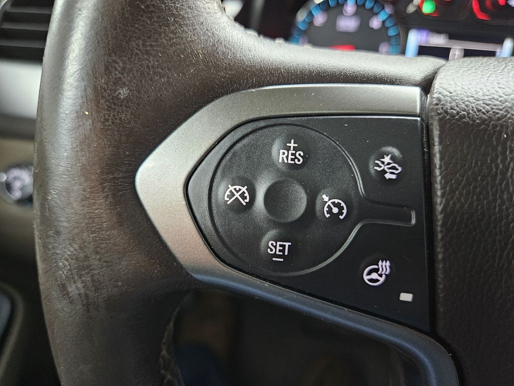 2018 Chevrolet Suburban Image 22
