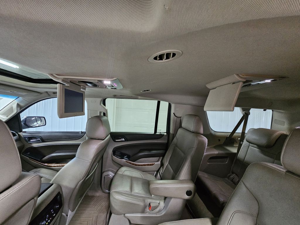 2015 Chevrolet Suburban Image 18