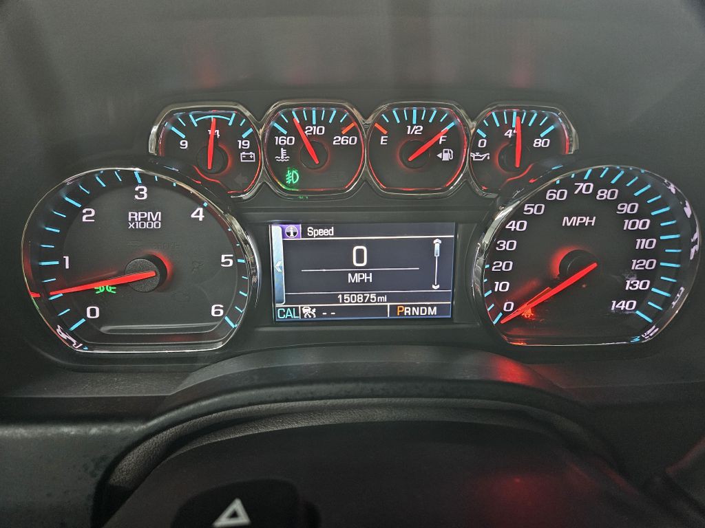 2015 Chevrolet Suburban Image 22