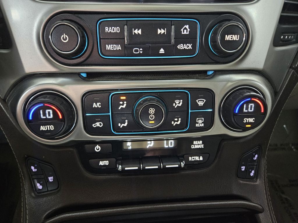 2015 Chevrolet Suburban Image 30