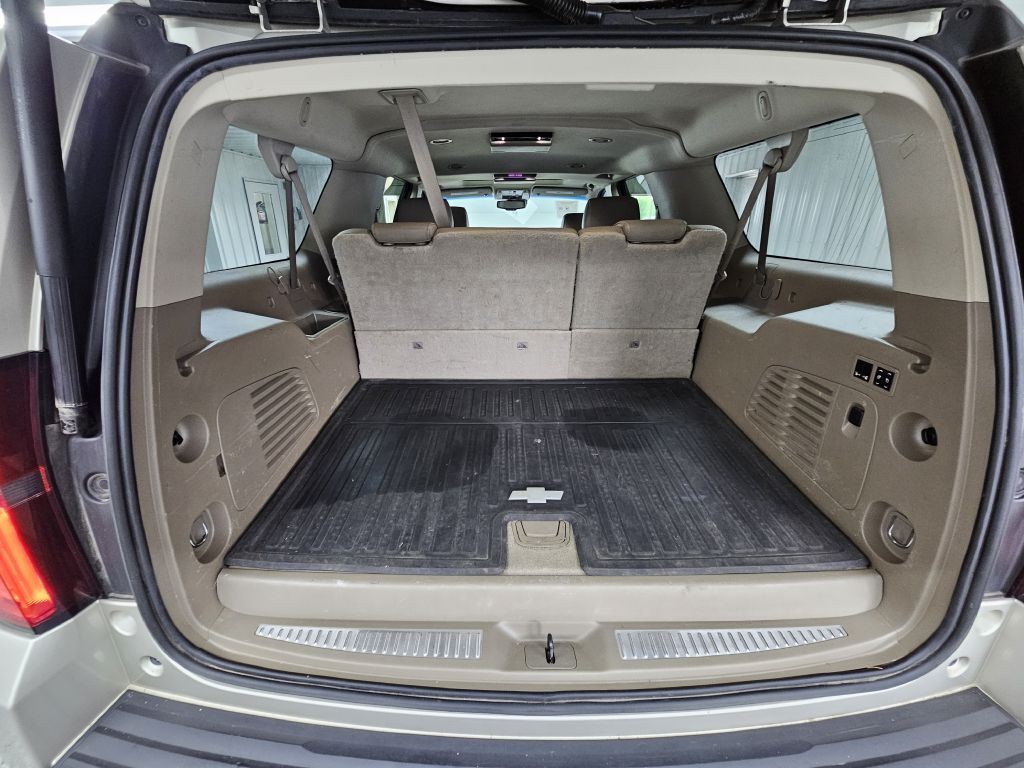 2015 Chevrolet Suburban Image 33