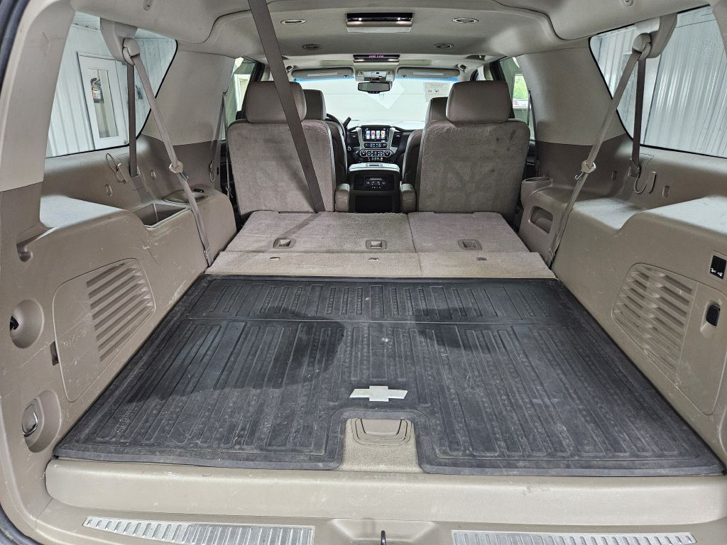 2015 Chevrolet Suburban Image 35