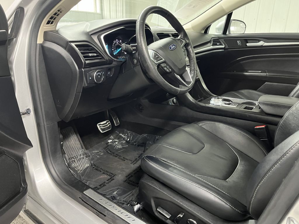 2018 Ford Fusion Image 11