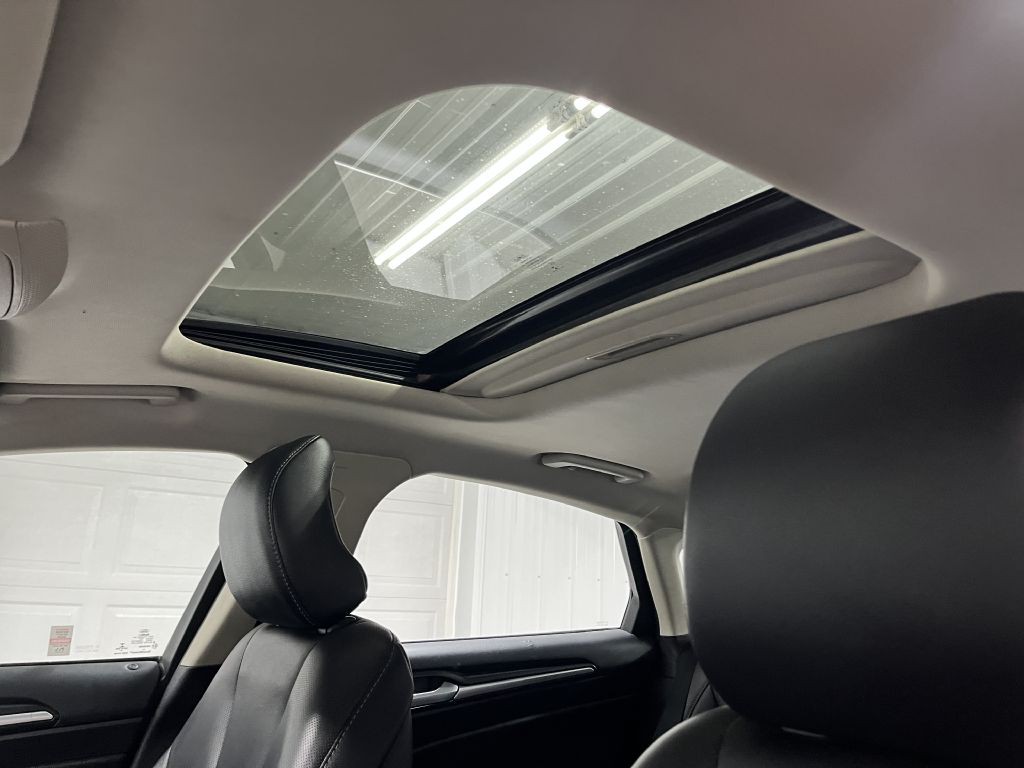 2018 Ford Fusion Image 27