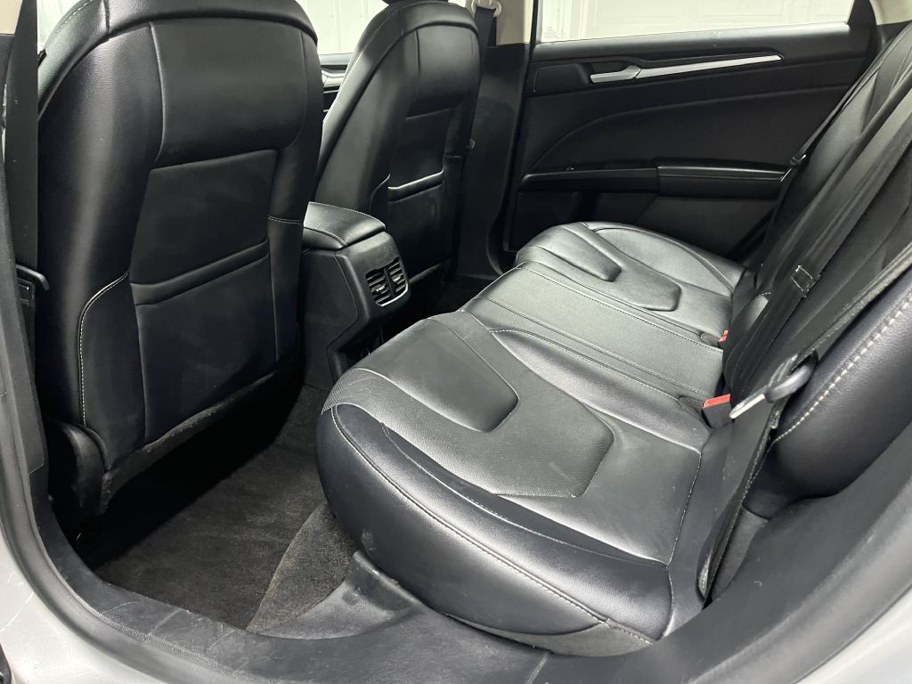 2018 Ford Fusion Image 28