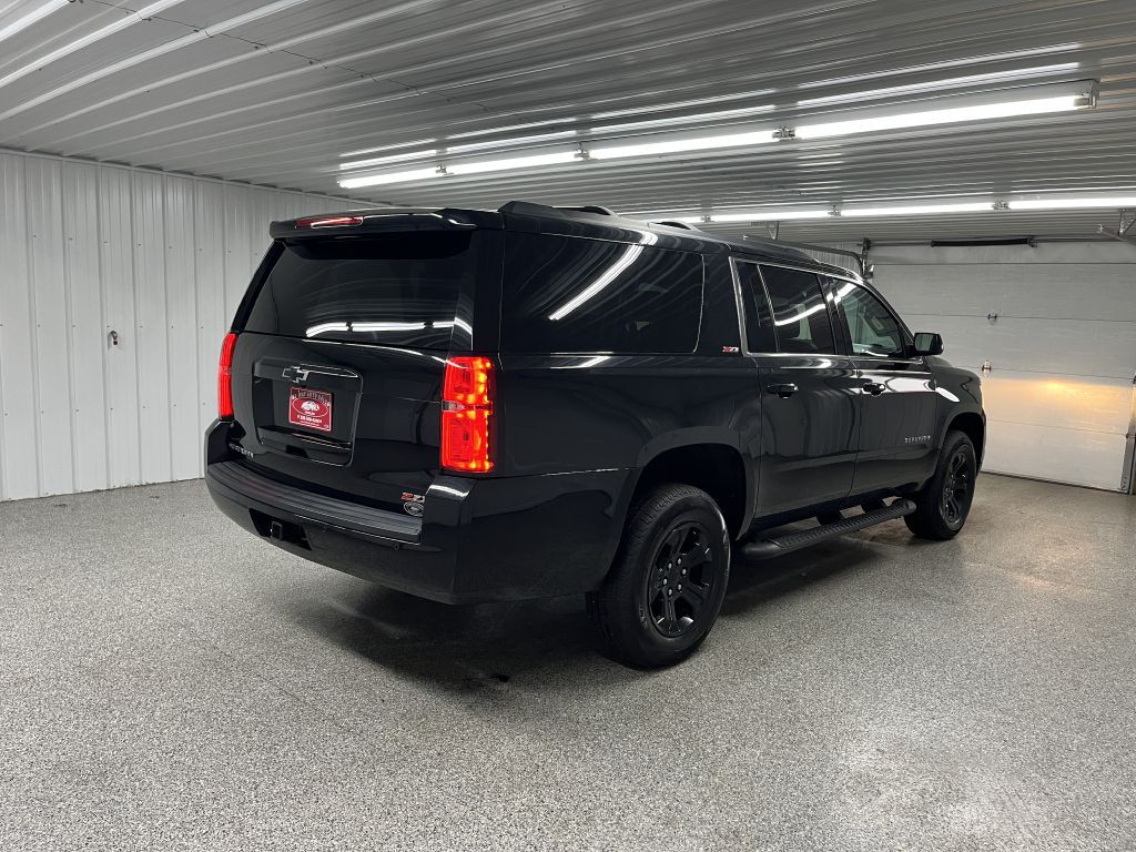 2017 Chevrolet Suburban Image 6