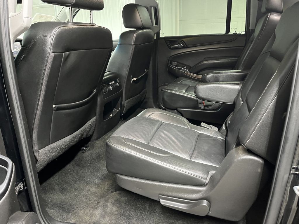 2017 Chevrolet Suburban Image 27