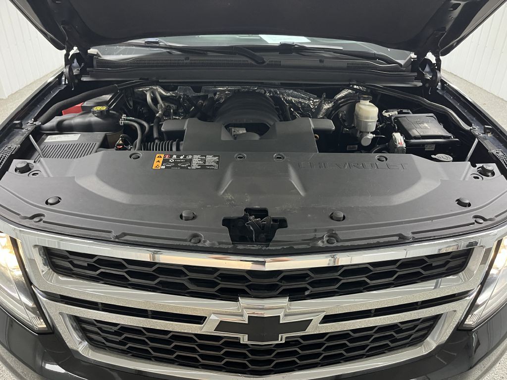 2017 Chevrolet Suburban Image 37