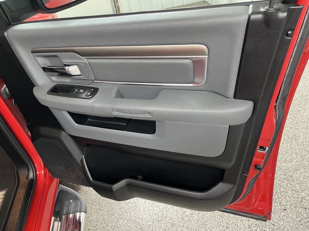 2013 RAM 1500 Image 23